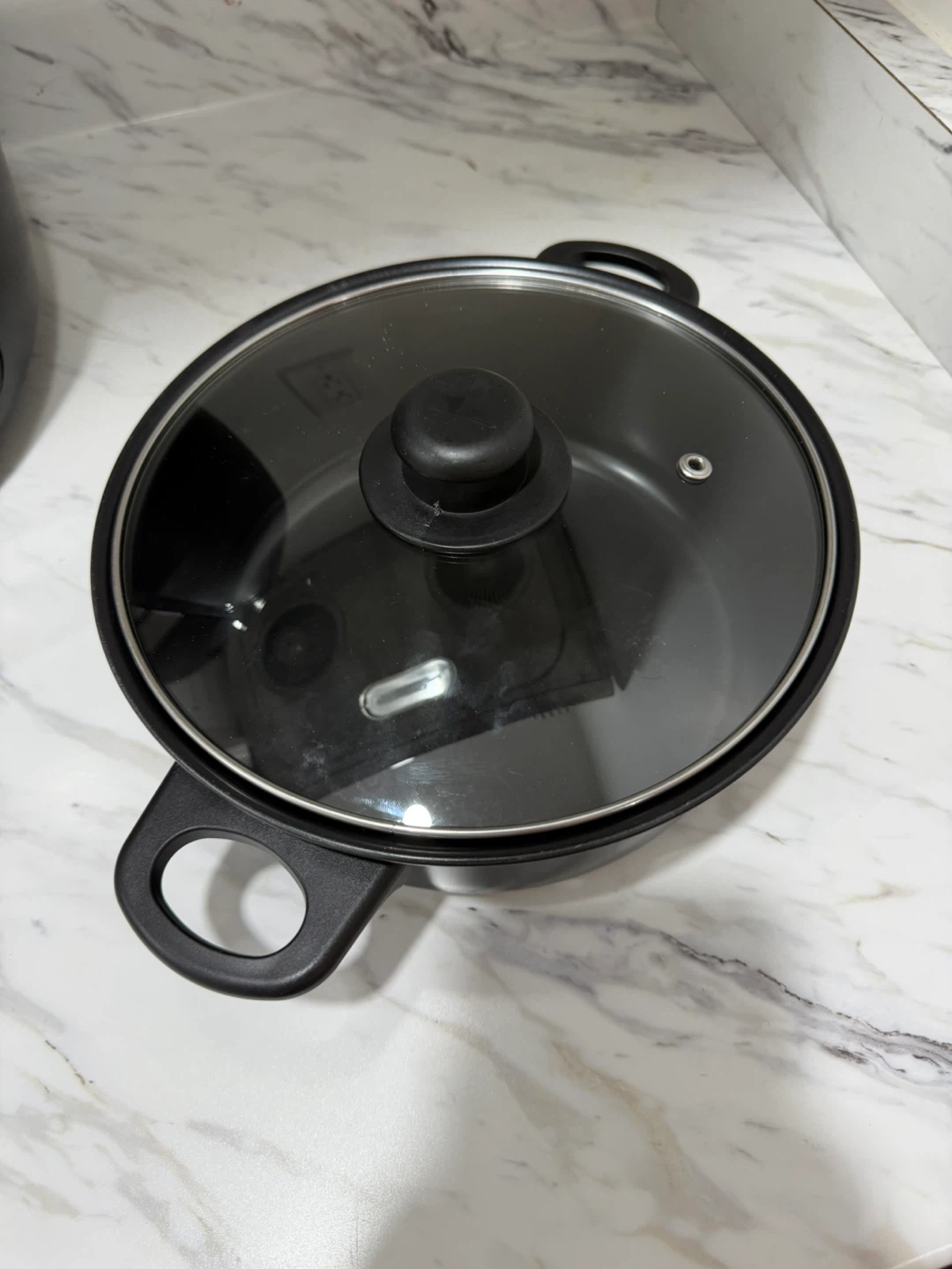 Small Black 4-Piece Cookware Set with Lids - photo 3