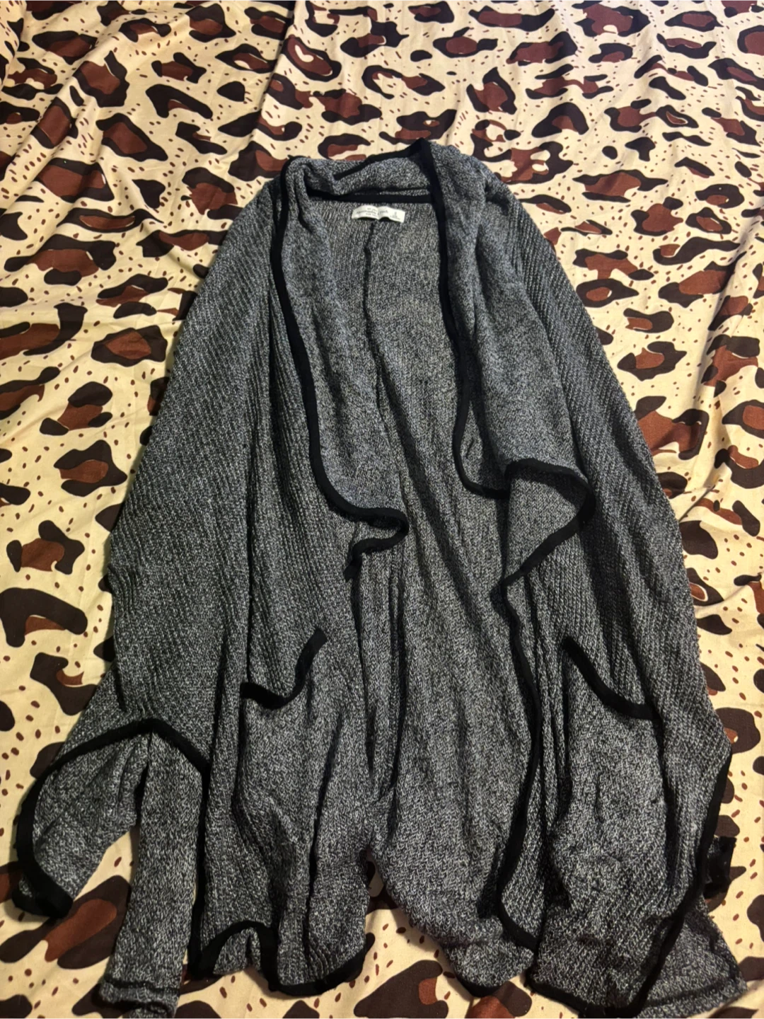 Abercrombie & Fitch Grey Cardigan Sweater