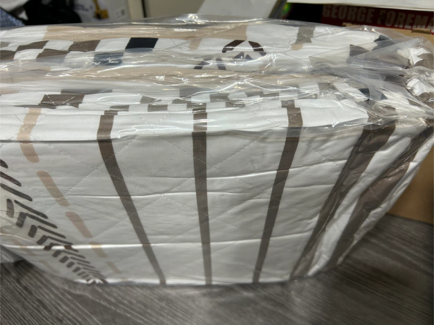 Brand New -Bedmoon Quilt set ,king Size - photo 5