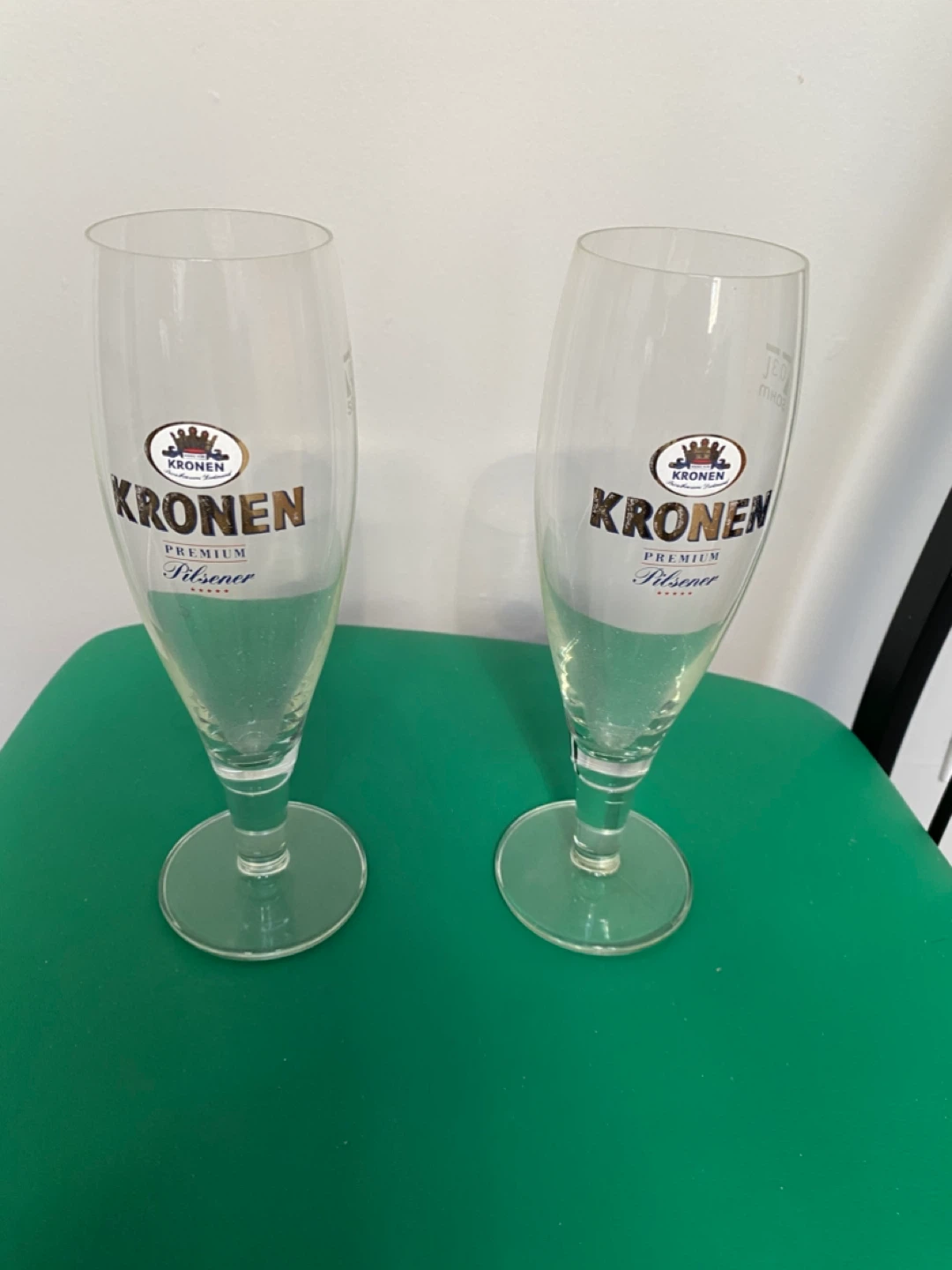 2 KRONEN Premium Pilsener Beer Glasses