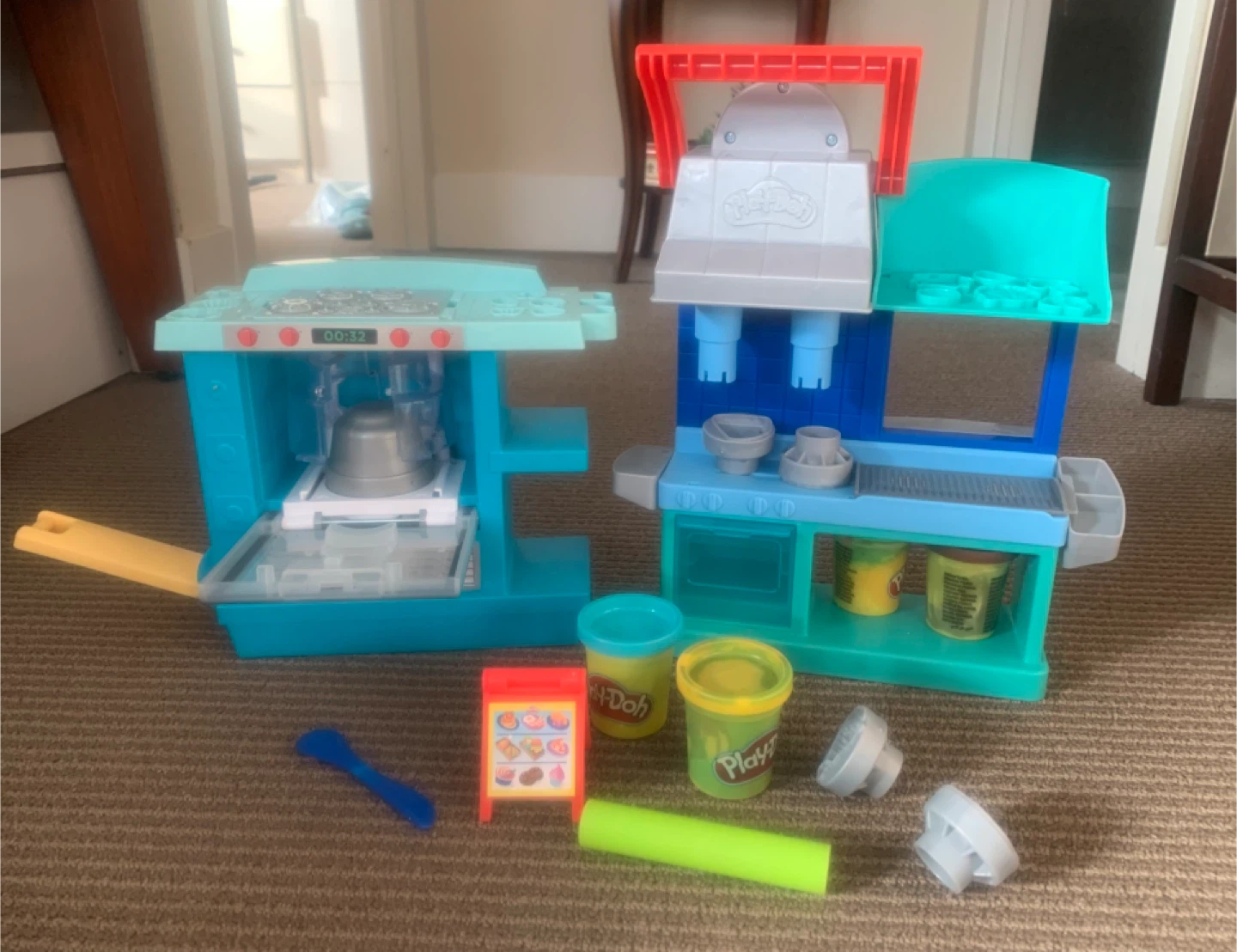 Play-Doh Kitchen and Oven Creations Set