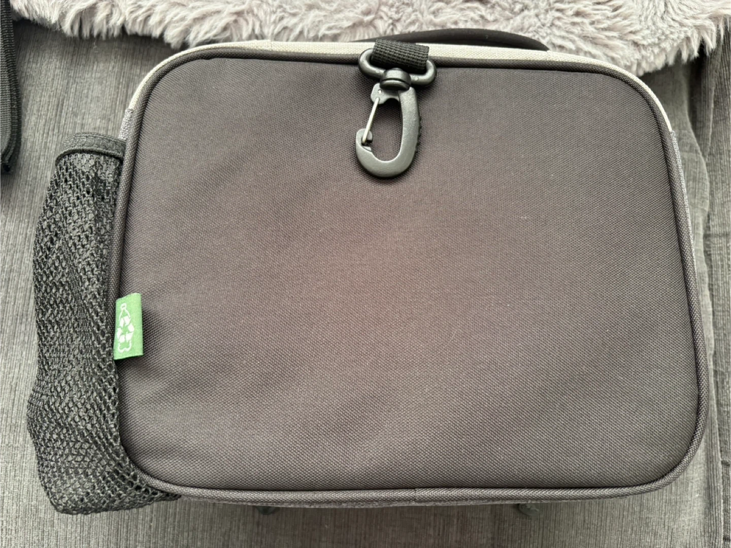 Roots Lunch Bag with Ice Pack and Container - photo 4