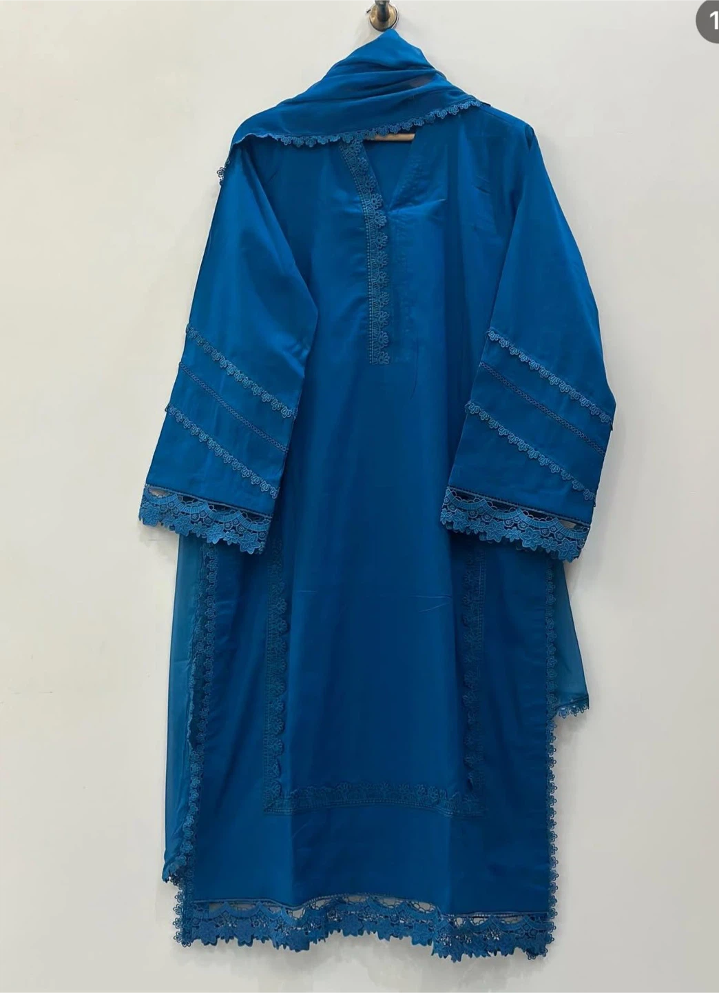 Blue kameez with Lace Detailing