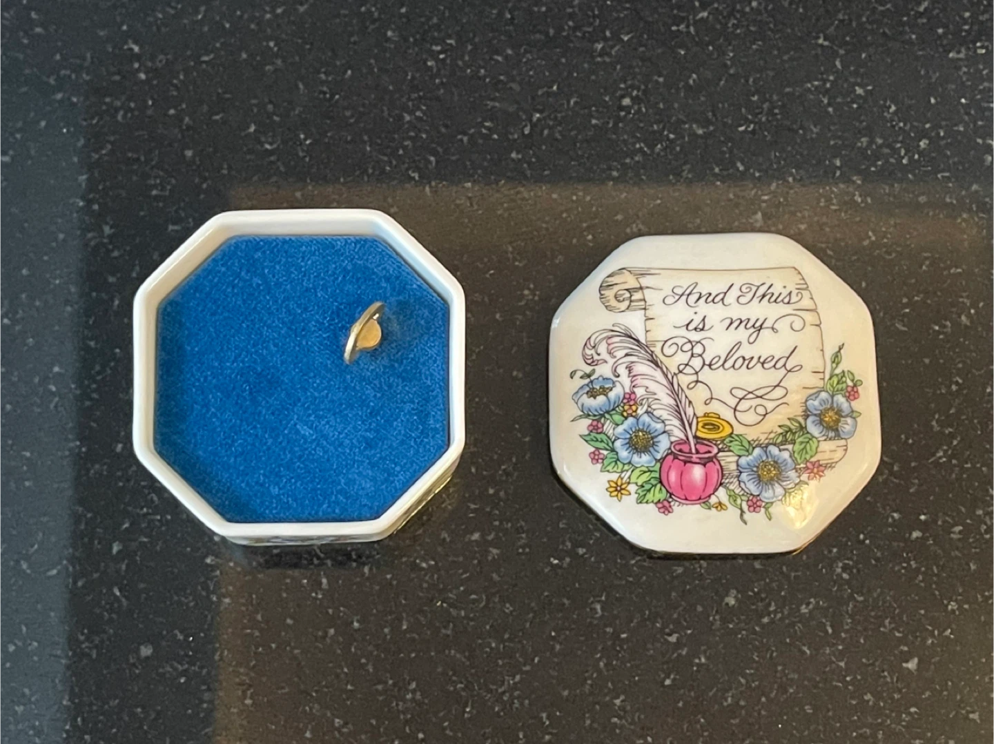 Franklin Porcelain Melodies of Love Music Box Set of 8 - photo 5