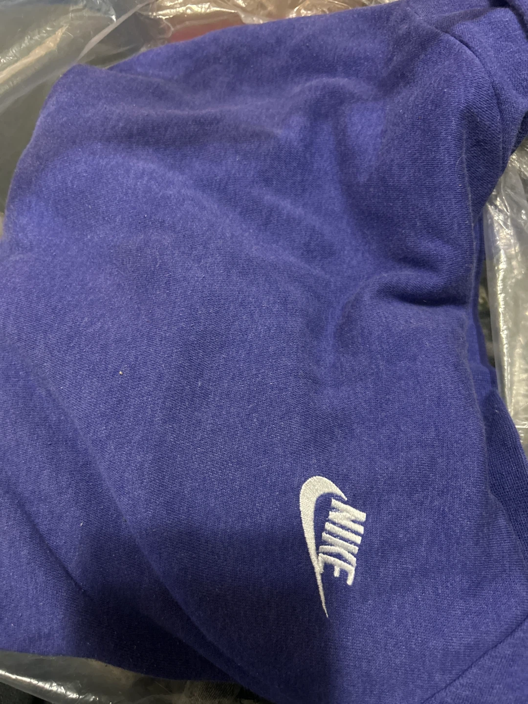 Medium clothing bag