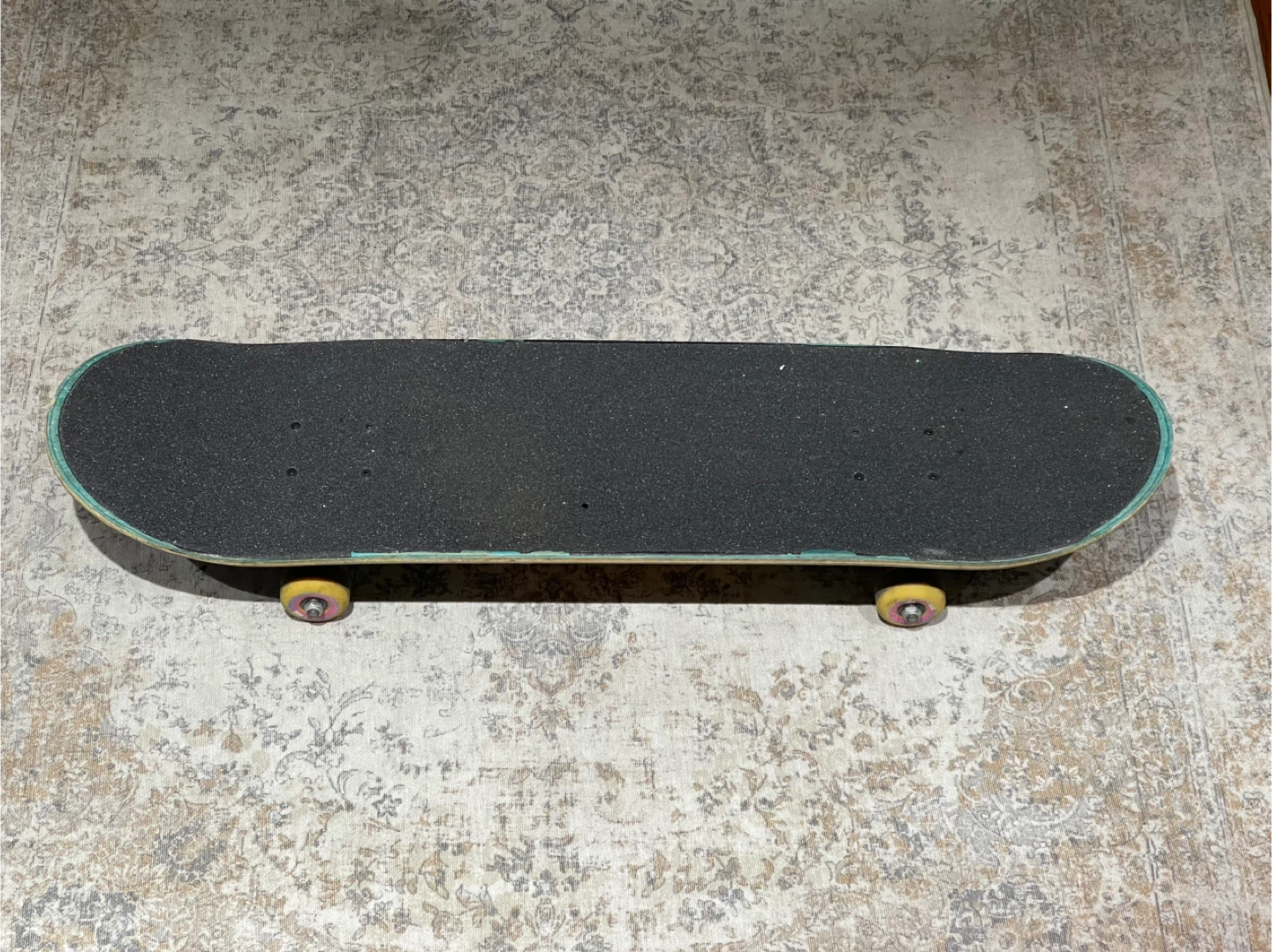 Girl Mike Mo Capaldi Skateboard