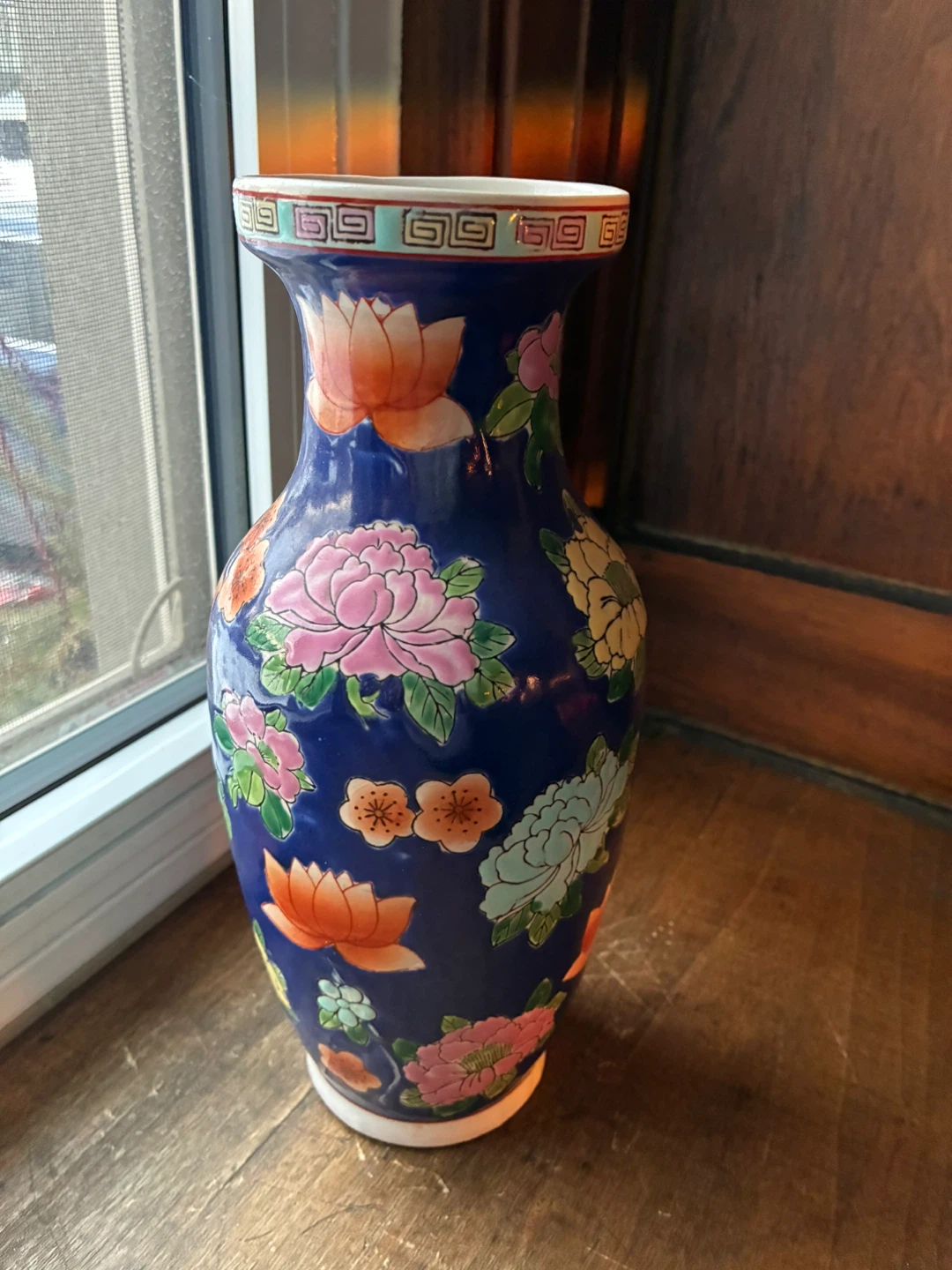 $10 Vintage Chinese Porcelain Floral Vase Hand Painted Art China