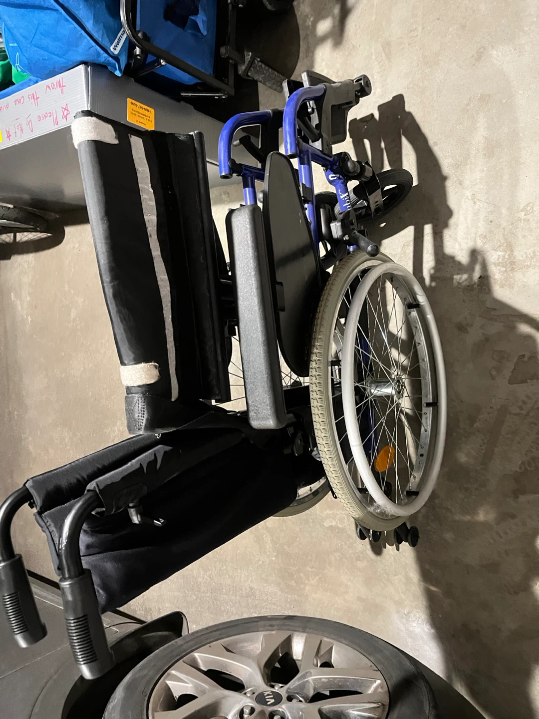 Lightweight Manual Wheelchair - photo 4