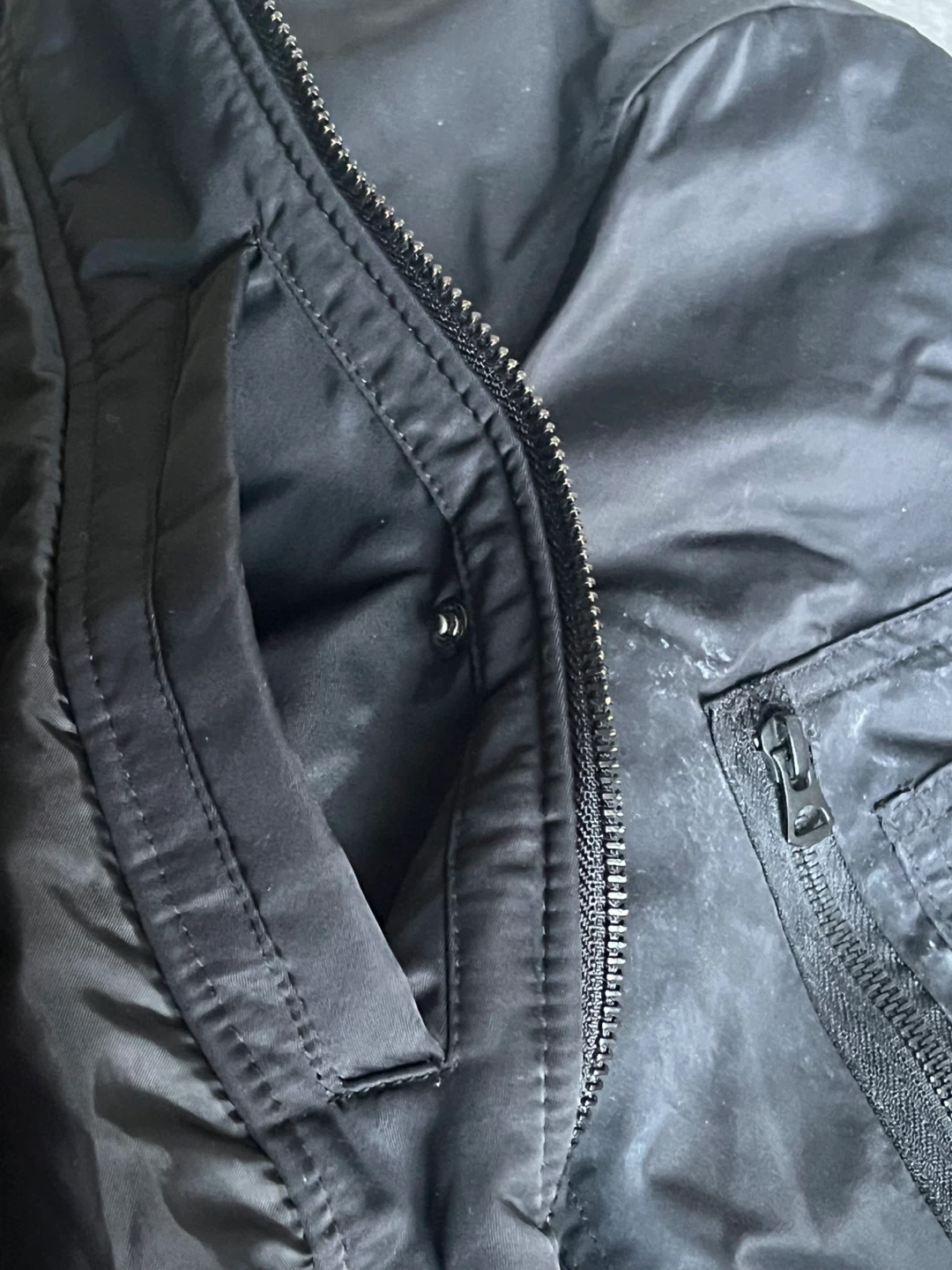 UNIQLO Bomber Jacket - photo 3