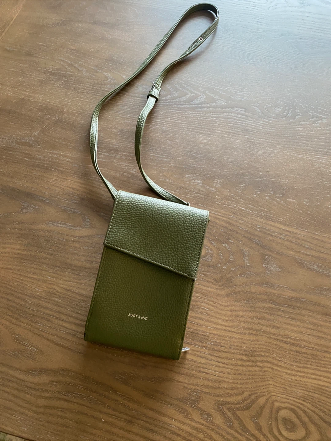 Matt & Nat Green Crossbody Wallet