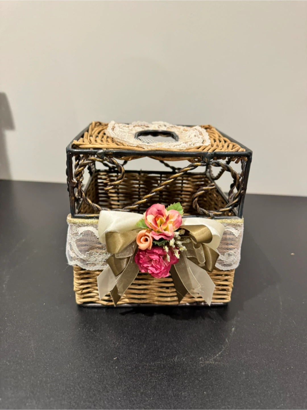 Decorative Wicker Tissue Box Holder
