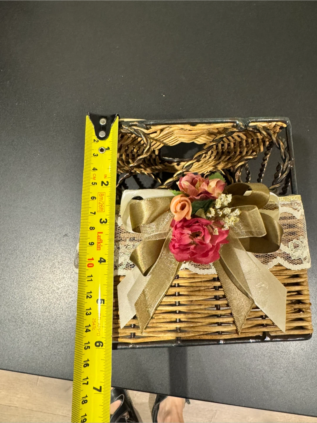 Decorative Wicker Tissue Box Holder - photo 3