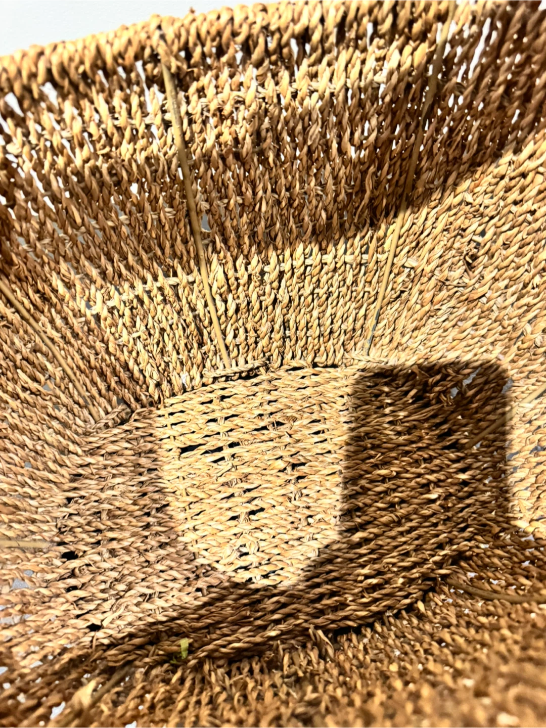 Woven Seagrass Basket with Wooden Handle - photo 4