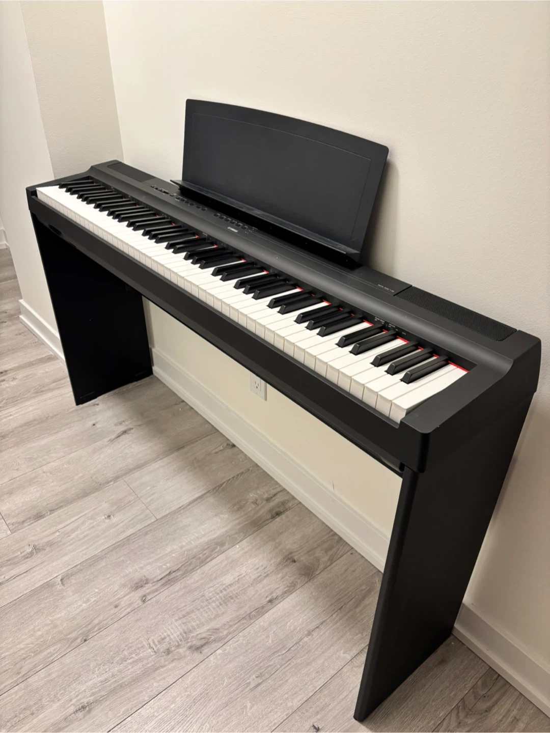 New Yamaha Digital Piano P-125 with Stand and Pedal