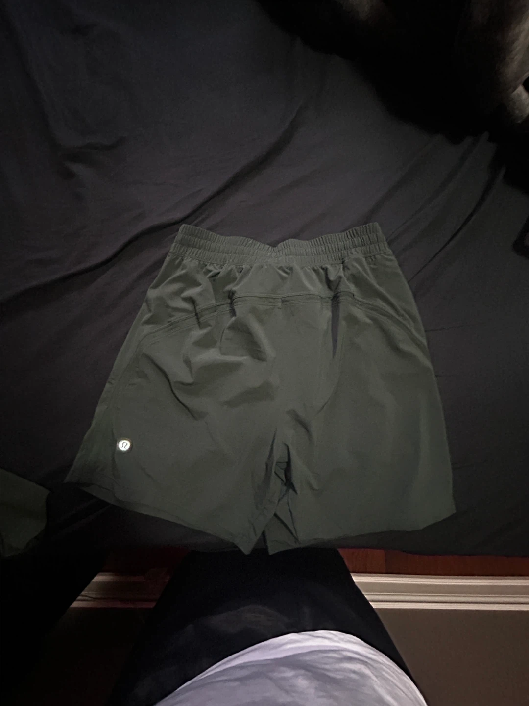 Lululemon Women's Hooded Jacket and Shorts Set - photo 4