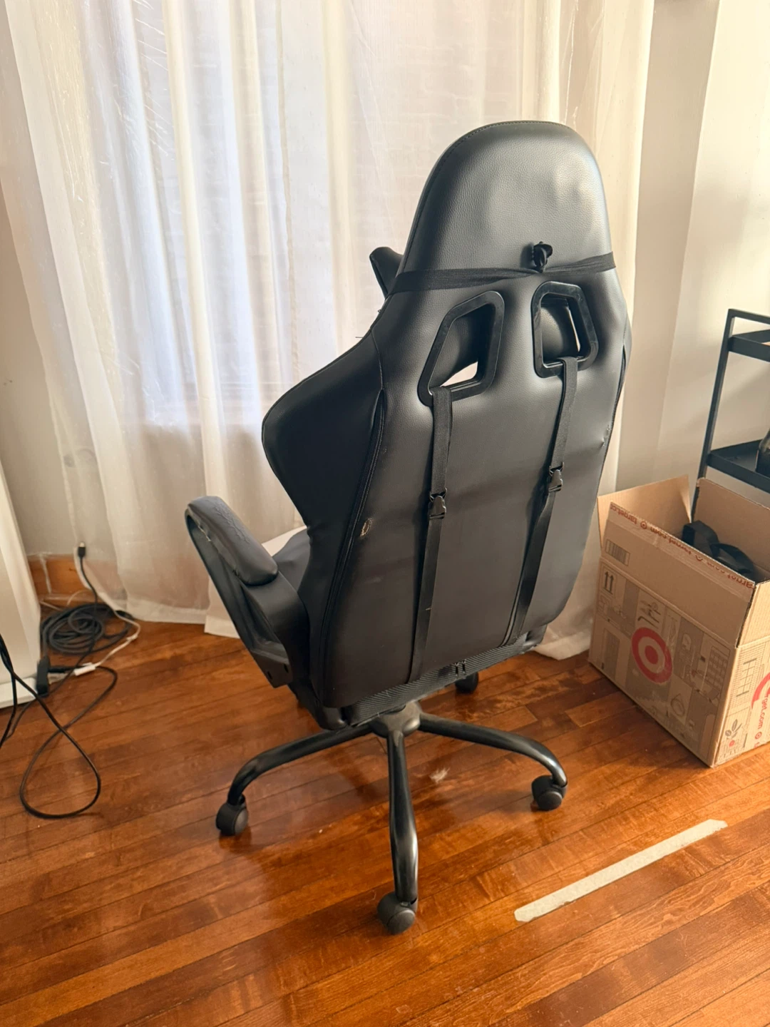Black and White Gaming Chair - photo 2