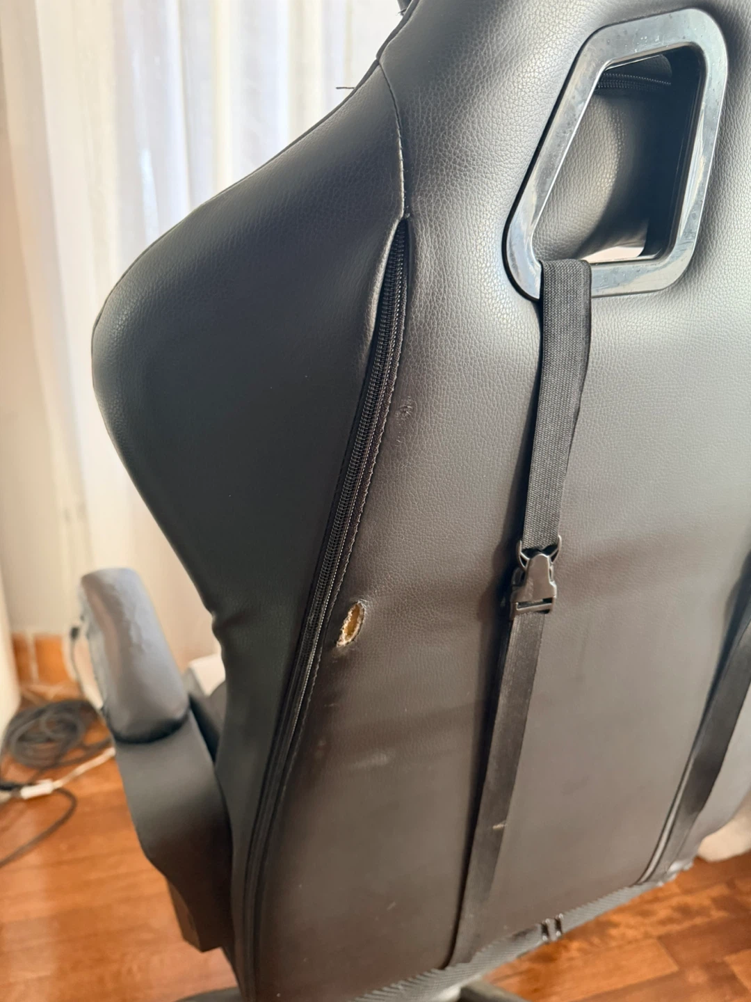 Black and White Gaming Chair - photo 4