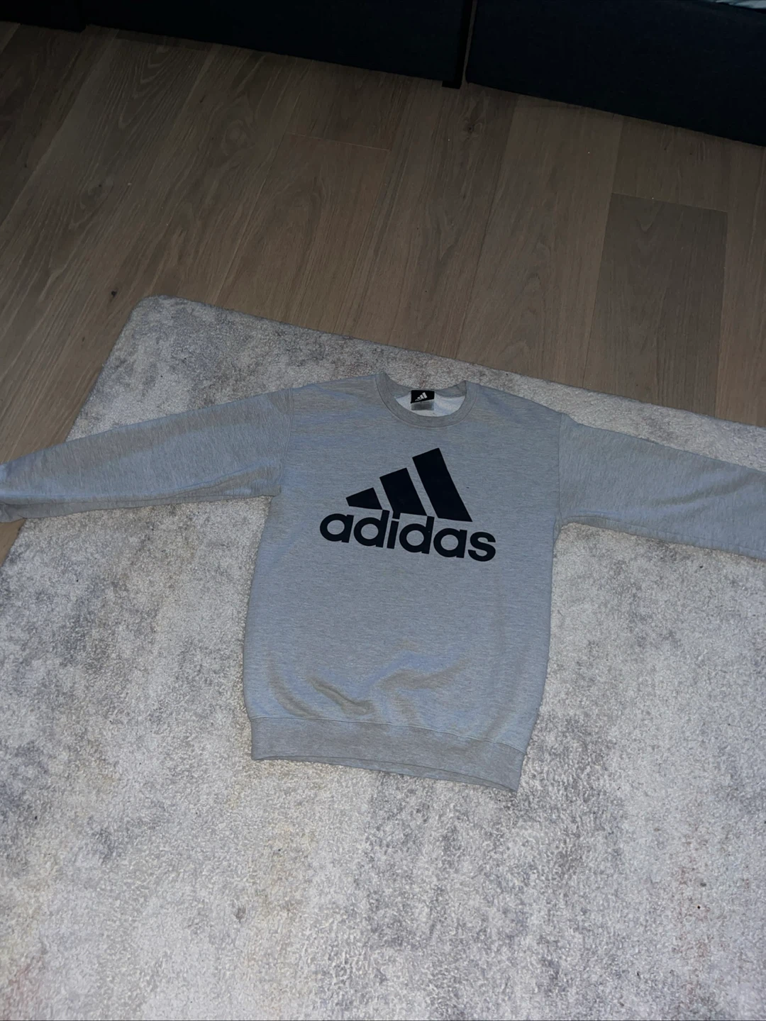 Adidas Grey Crewneck Sweatshirt MUST GOO!!!