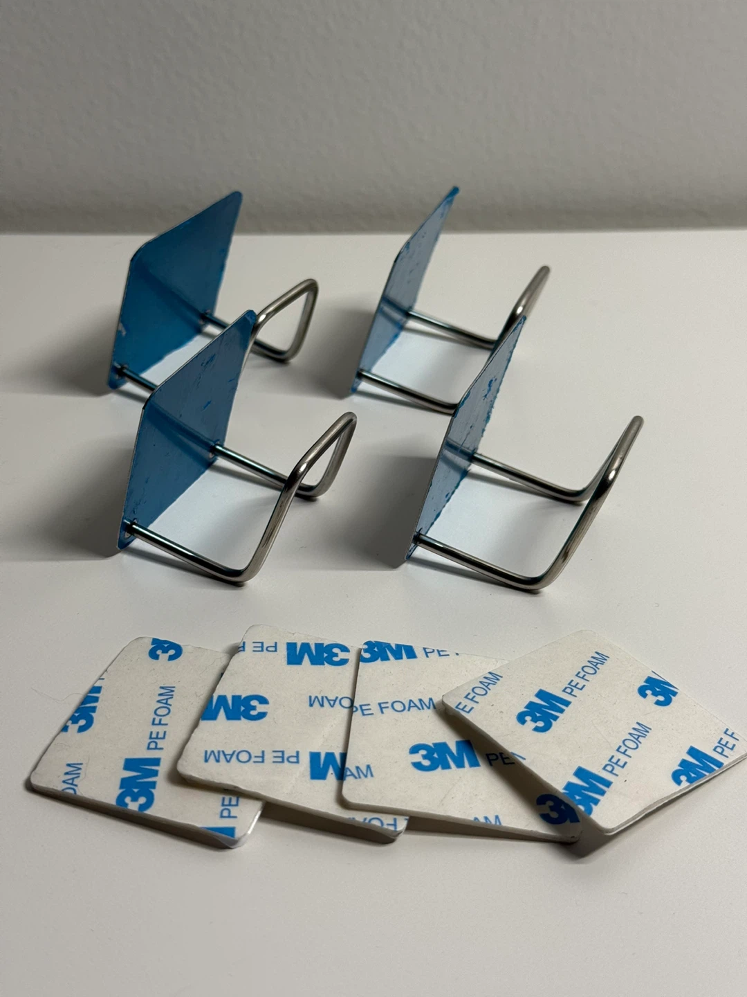 4x Adhesive Hooks with 3M PE Foam Tape