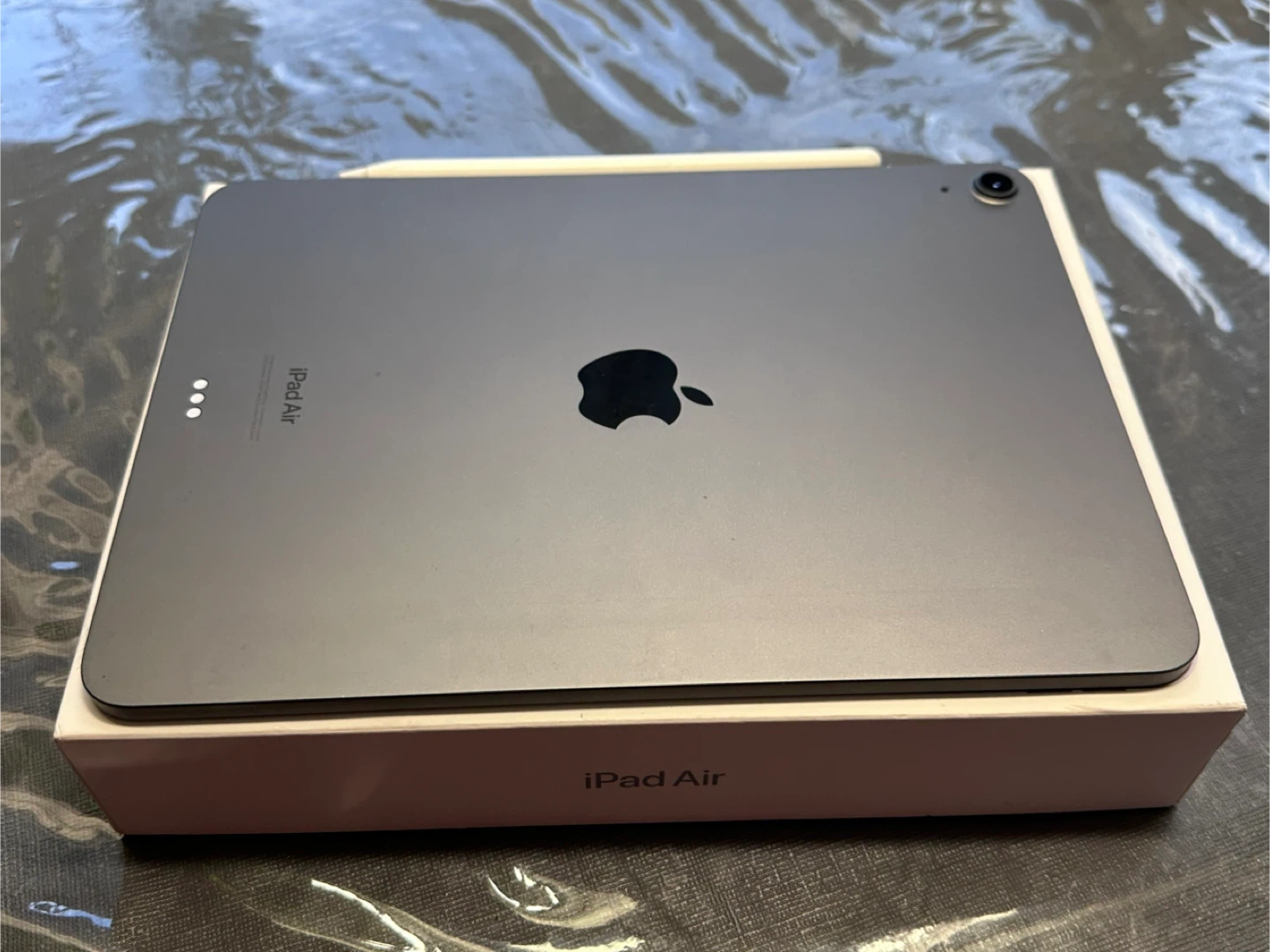 Apple iPad Air (5th generation)