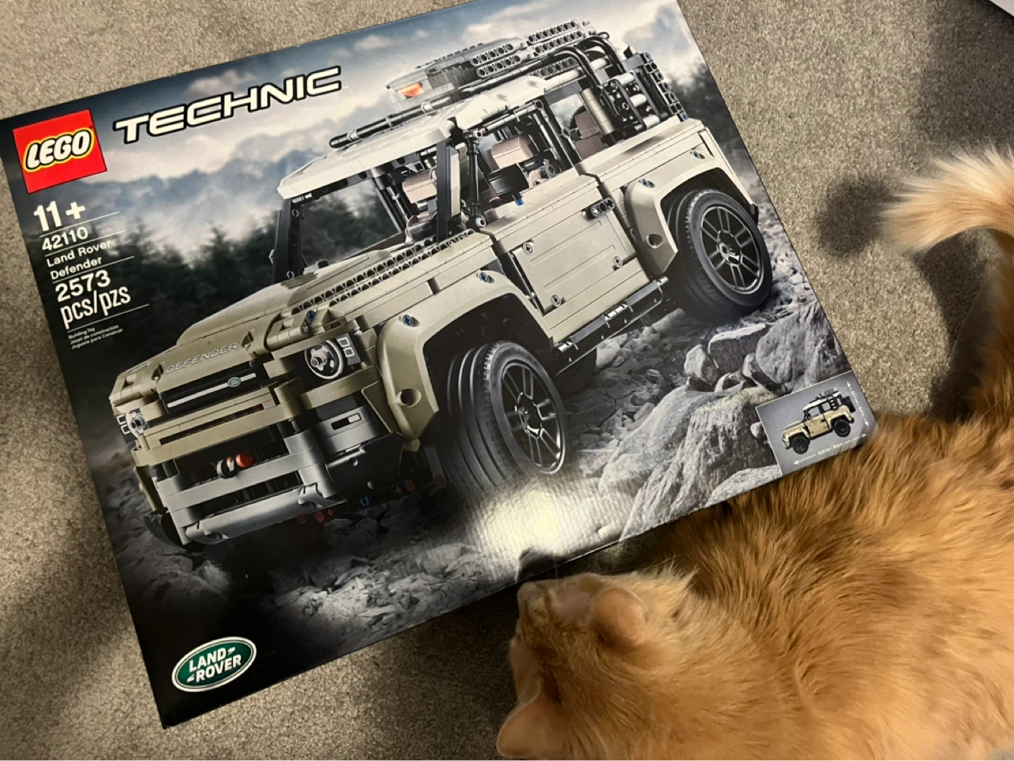 LEGO Technic 42110 Land Rover Defender Set - photo 4