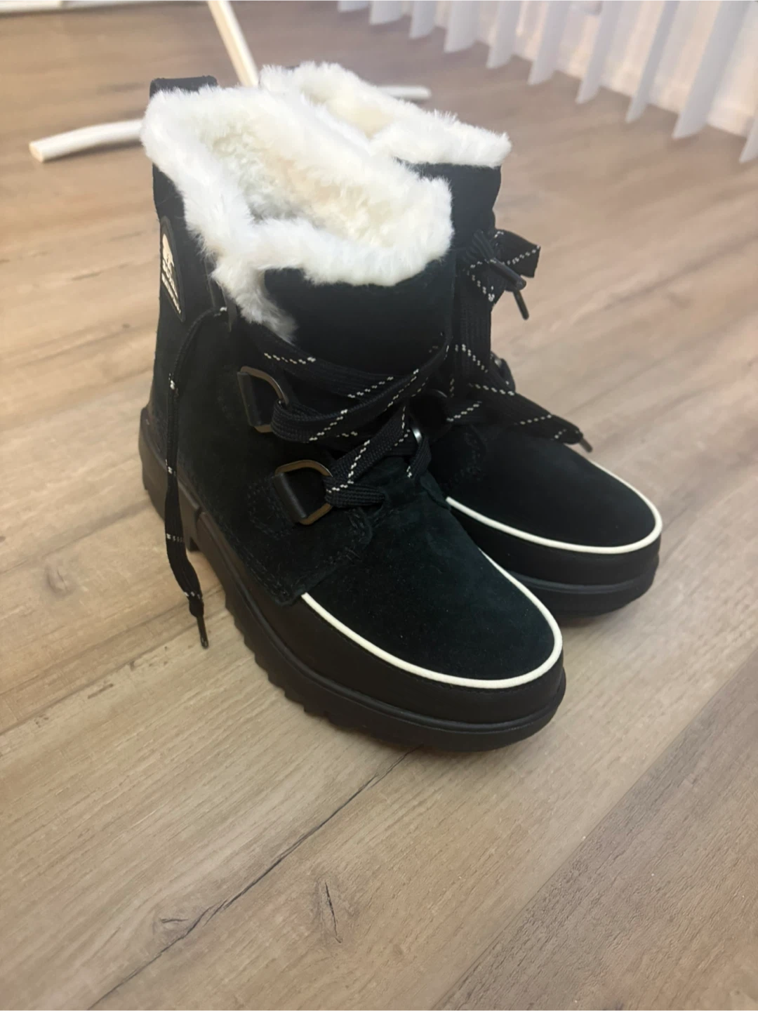 Women’s Winter Boots - photo 2
