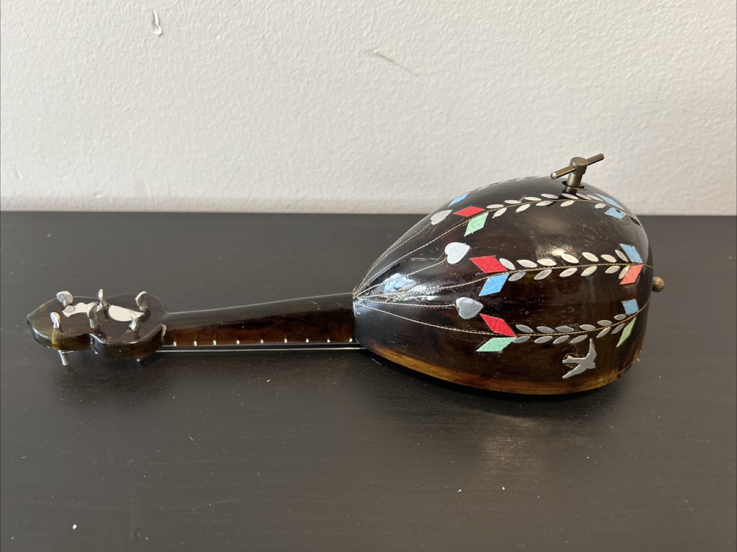 Vintage mini decorative Mandolin Music Box Hand painted - - photo 4