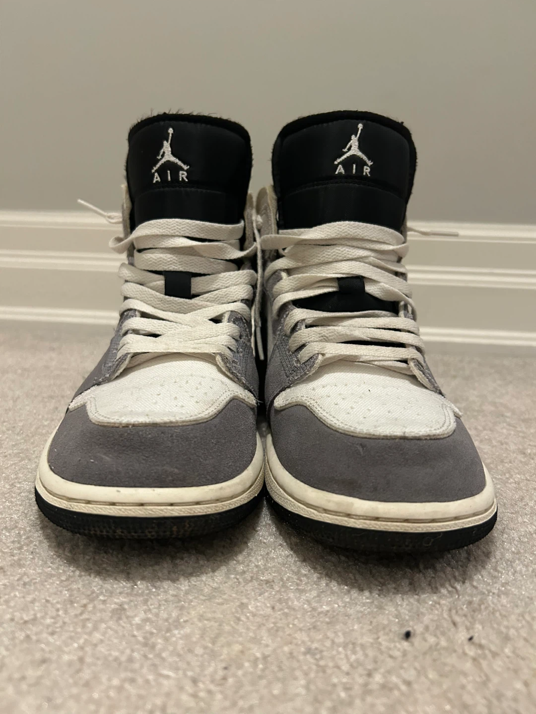 Jordan 1 Mid SE Grey White Size 8 - photo 3