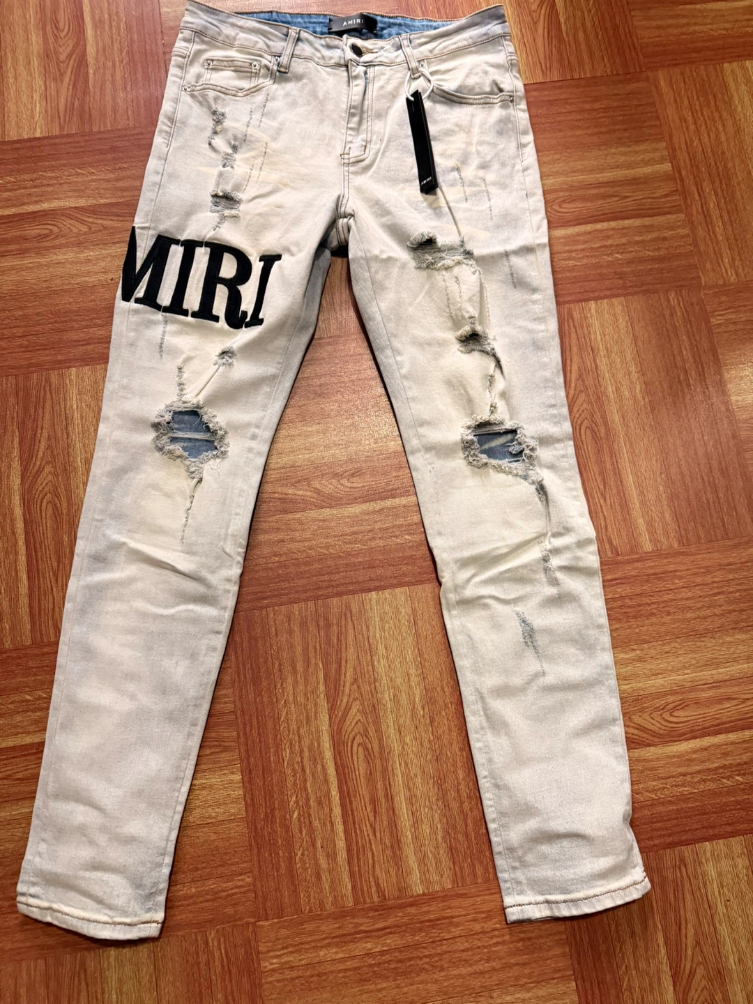 AMIRI Distressed jeans
