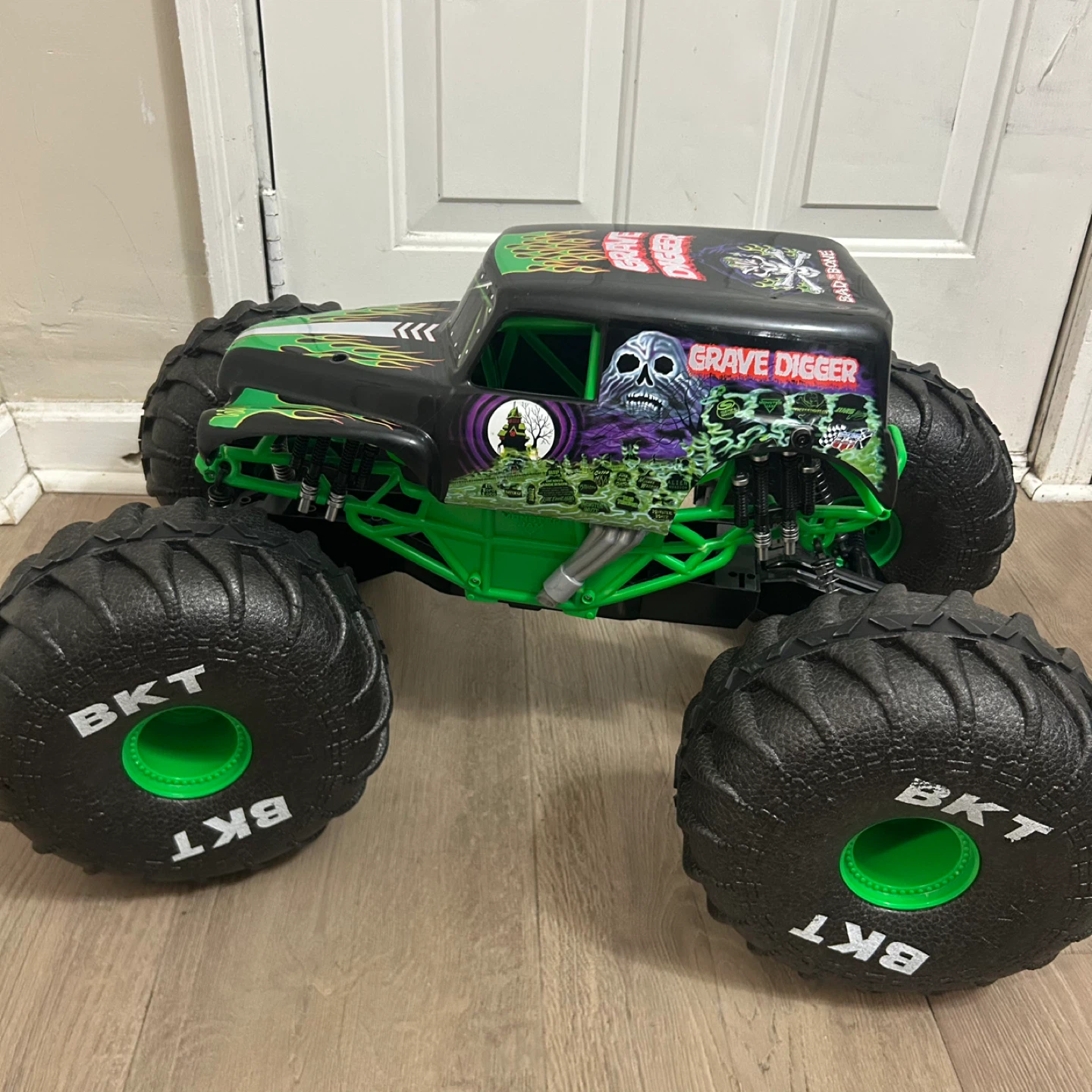 Grave Digger Monster Truck Toy