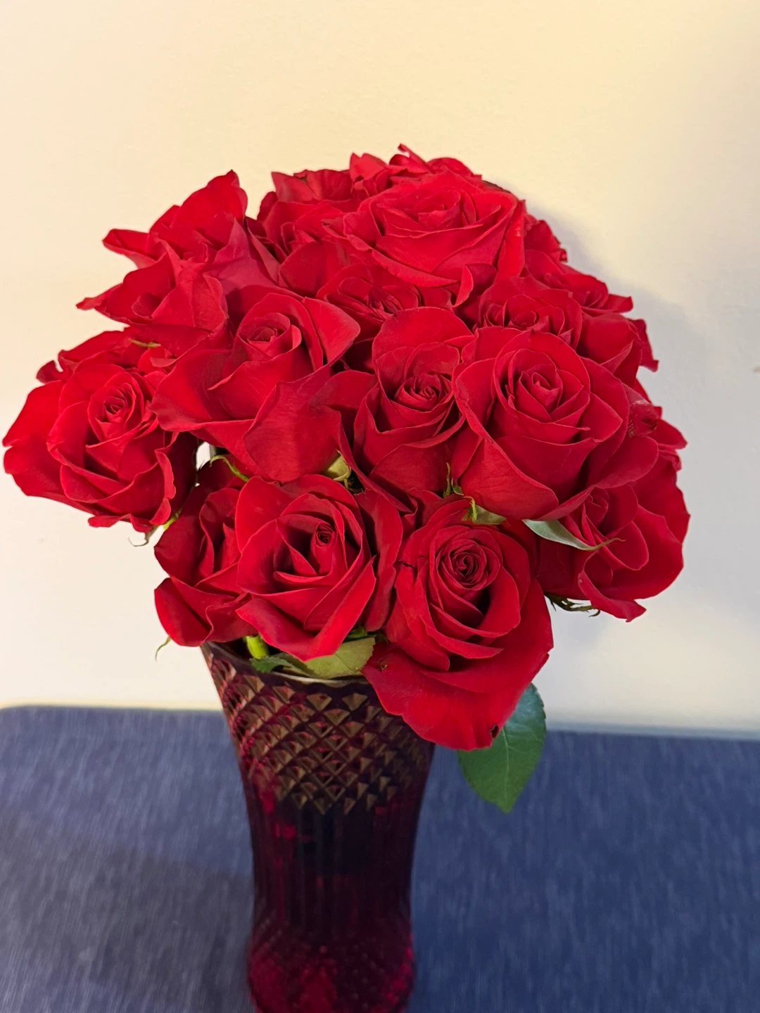 24 Red Roses with vase - photo 3