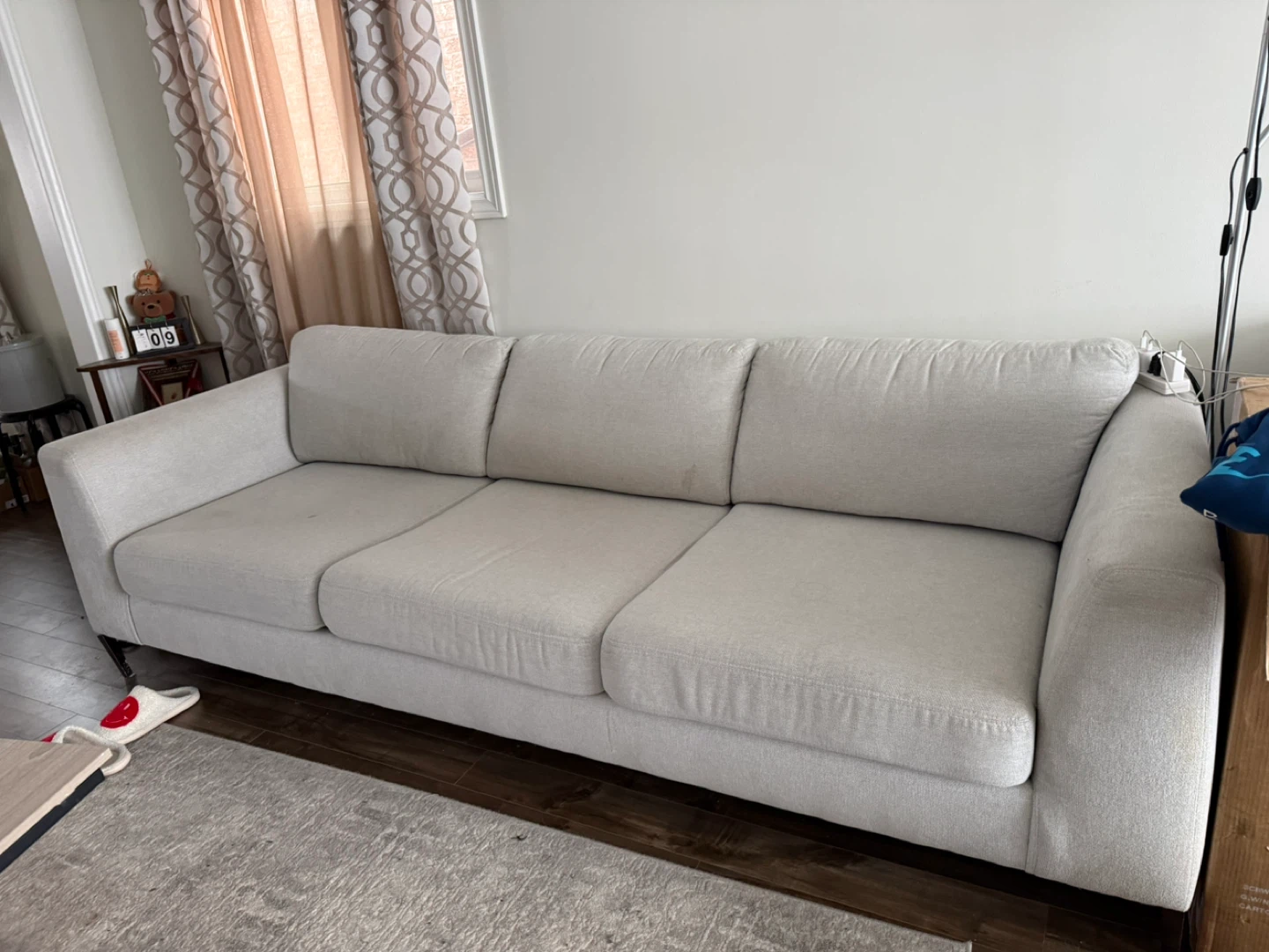 Light Grey 3-Seater Sofa