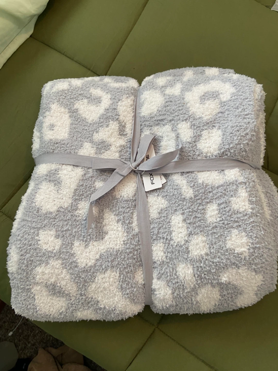 FOX HOME Throw Blanket 51" x 71"
