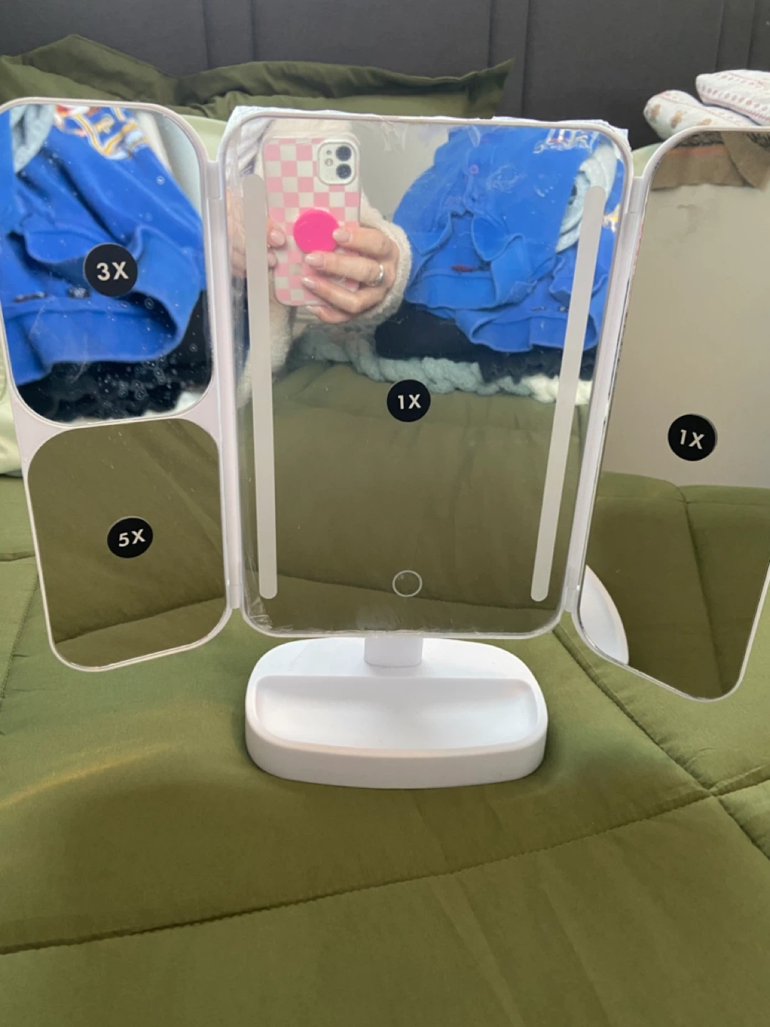 Danielle Creations Tri-Fold LED Makeup Mirror - photo 2