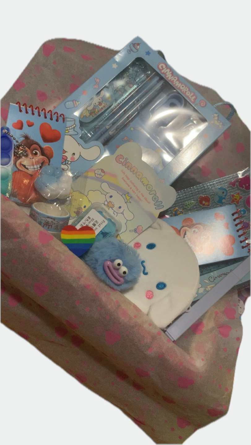 Sanrio Cinnamoroll Stationery and Accessory Set - photo 3