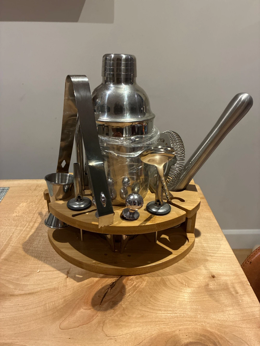 Cocktail Shaker Set with Stand