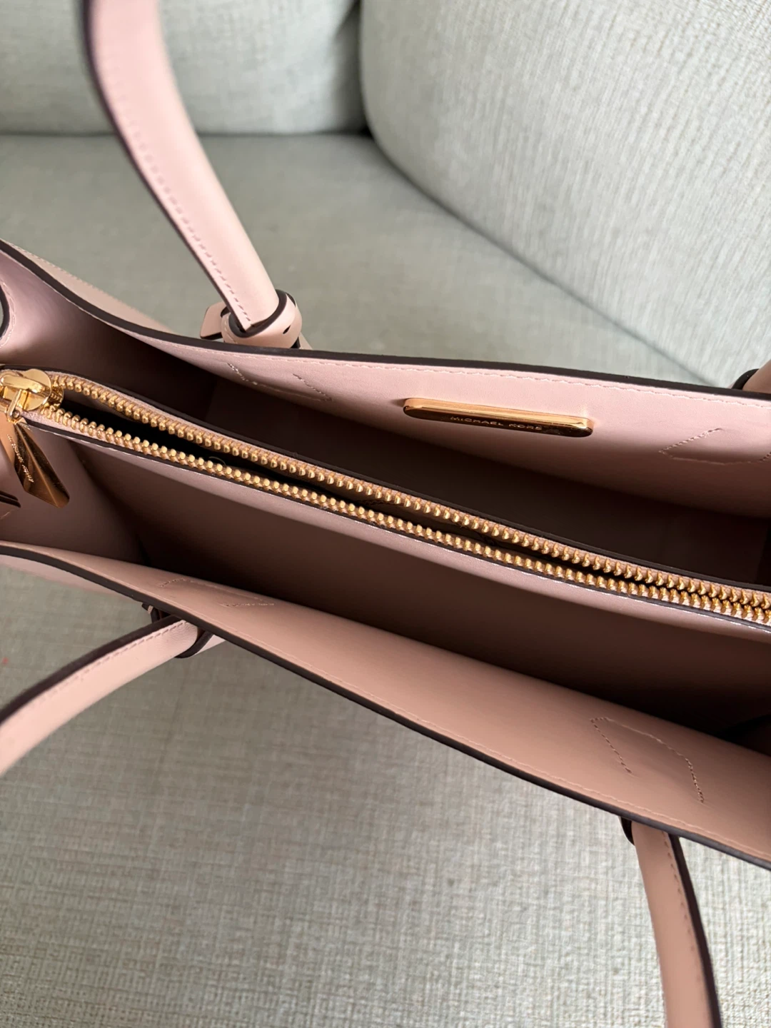 Michael Kors Pink Leather Tote Bag - photo 3
