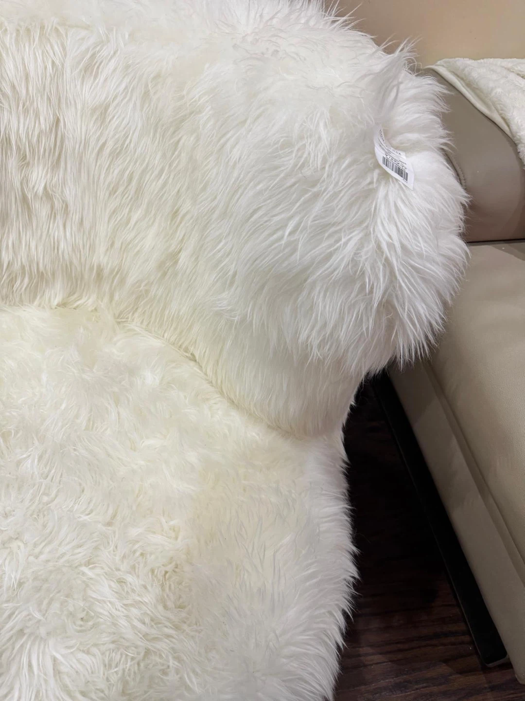 HOMESENSE White Faux Fur Accent Chair - photo 3