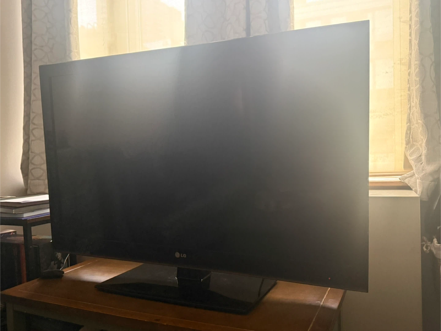 LG 42" 42LK450 LCD TV