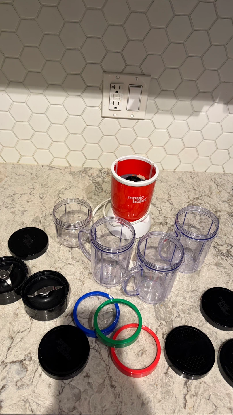 Moving sale❗️Magic Bullet Blender Set - photo 2