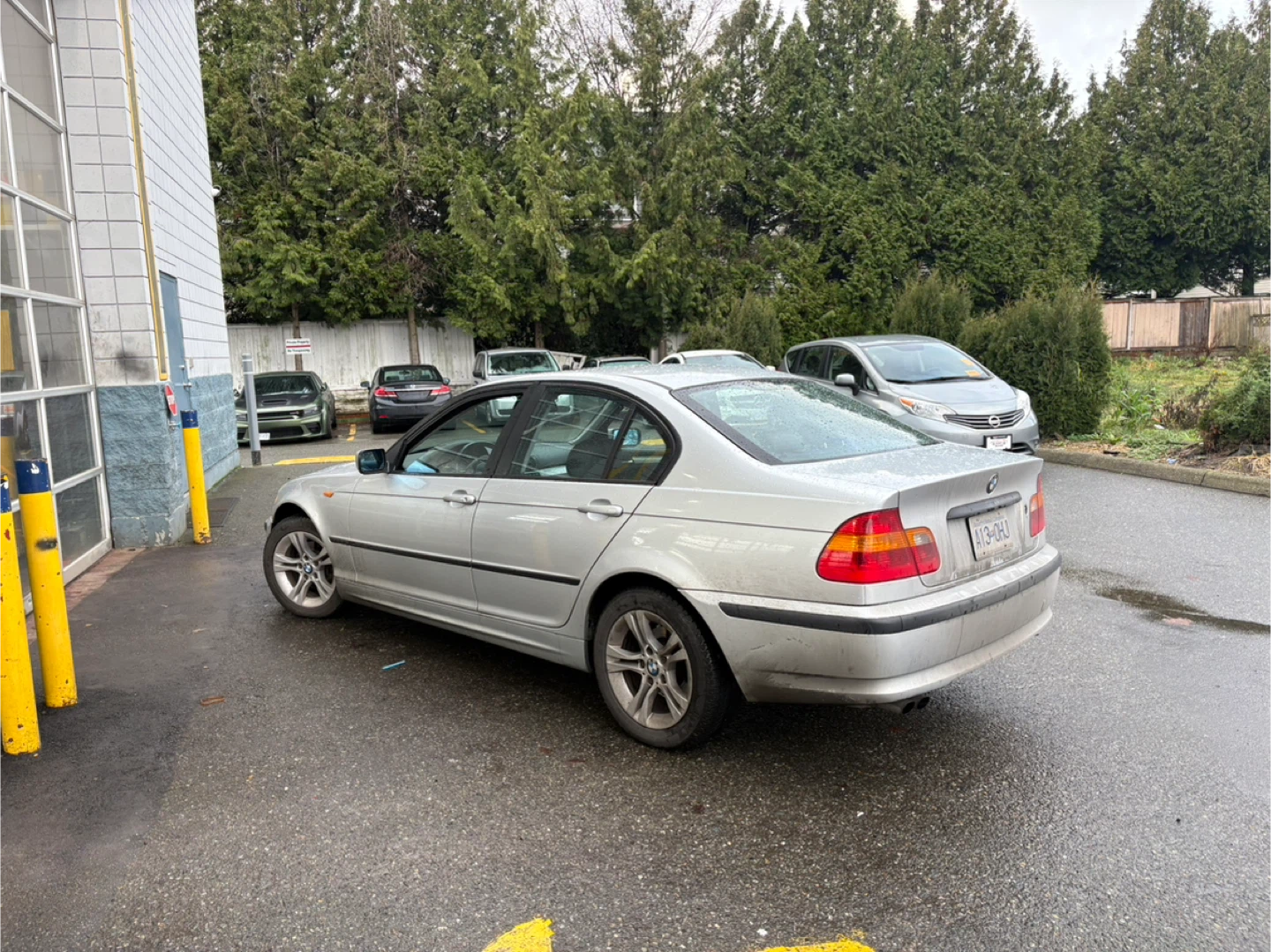 Silver BMW 3 Series Sedan - photo 2
