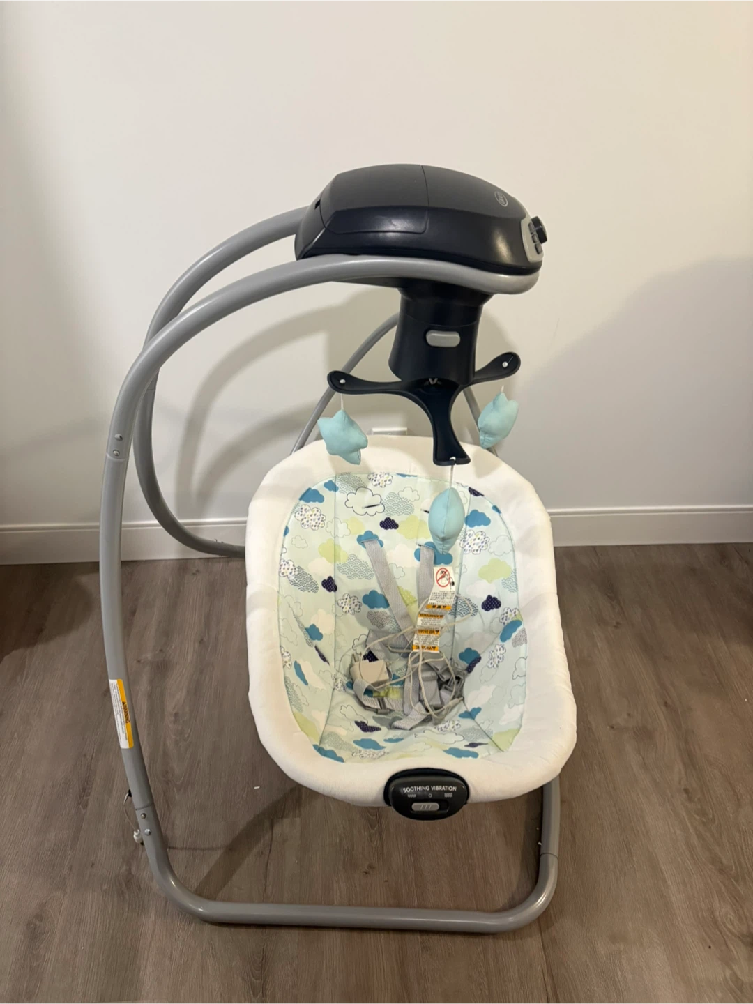 Graco Baby Swing with Soothing Vibration