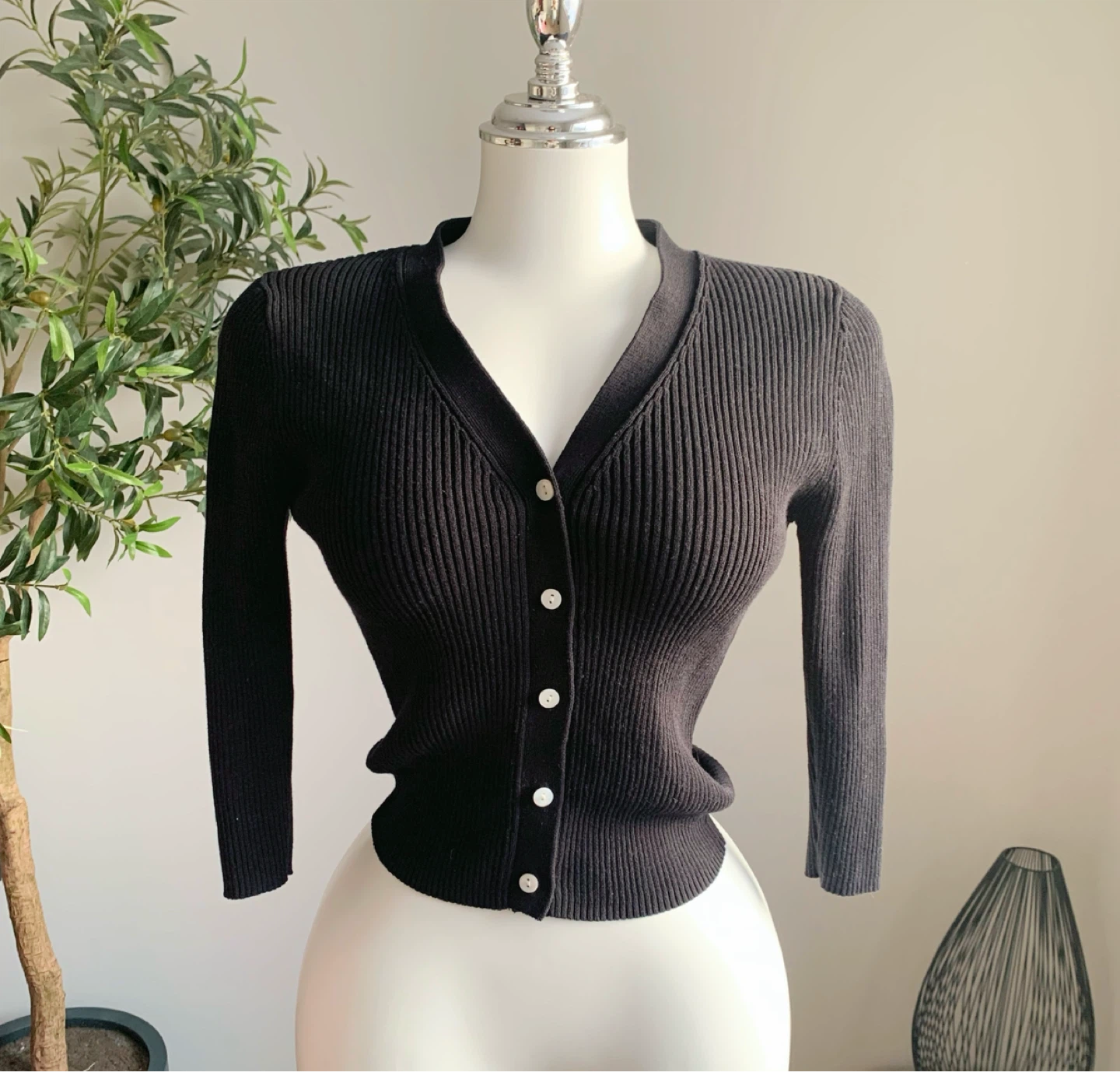 Black Cotton Rib Knit Cardigan M