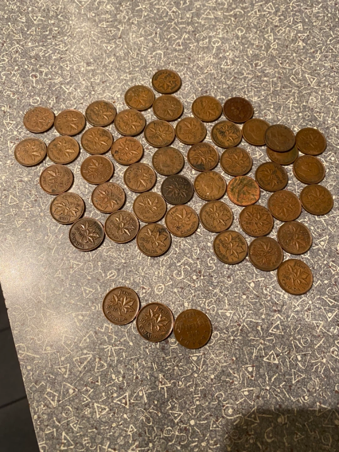 Collection of Canadian Pennies (Various Years) - photo 3