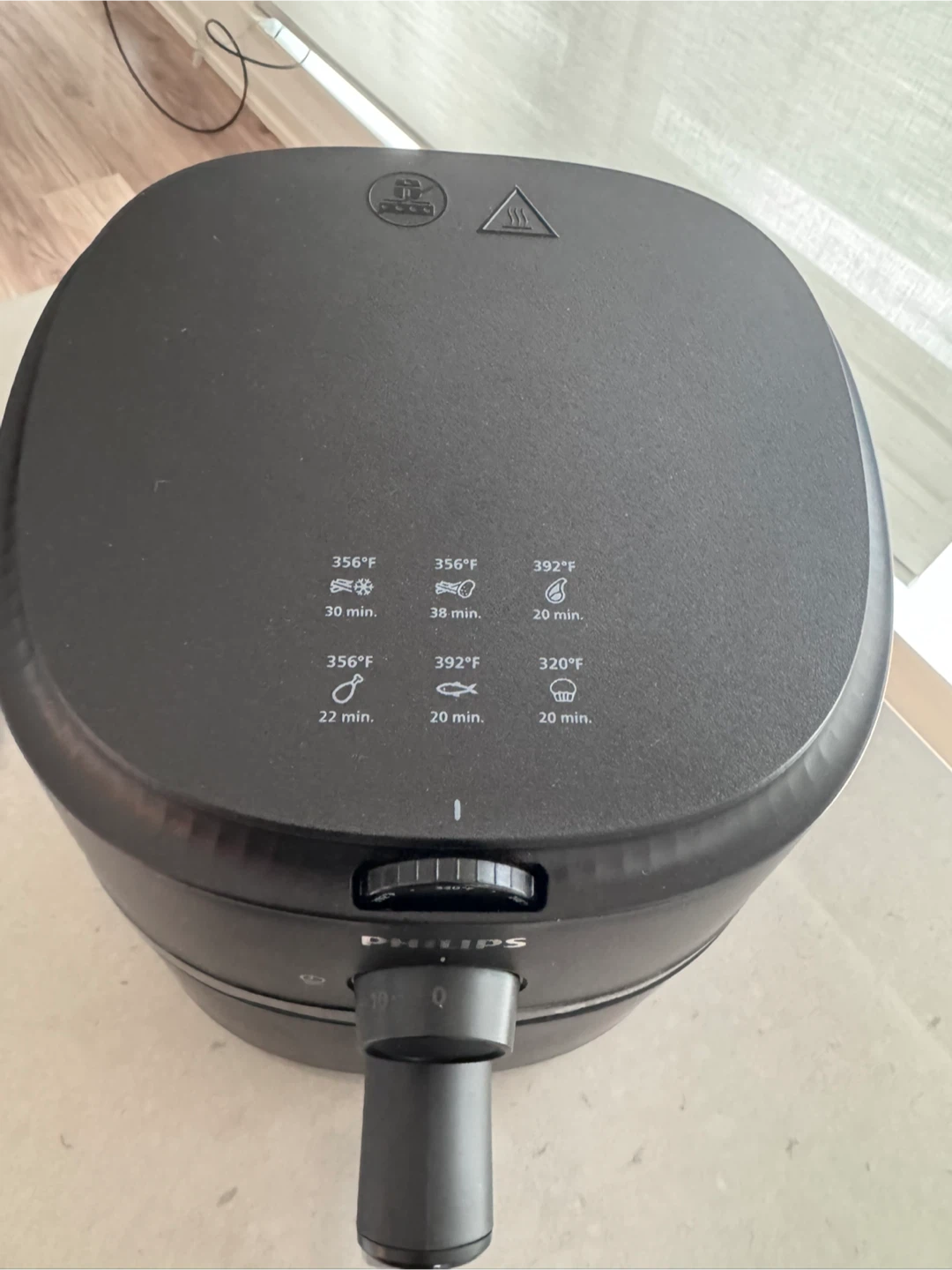 Philips 1000 Series Air Fryer in extremely good condition. - photo 4