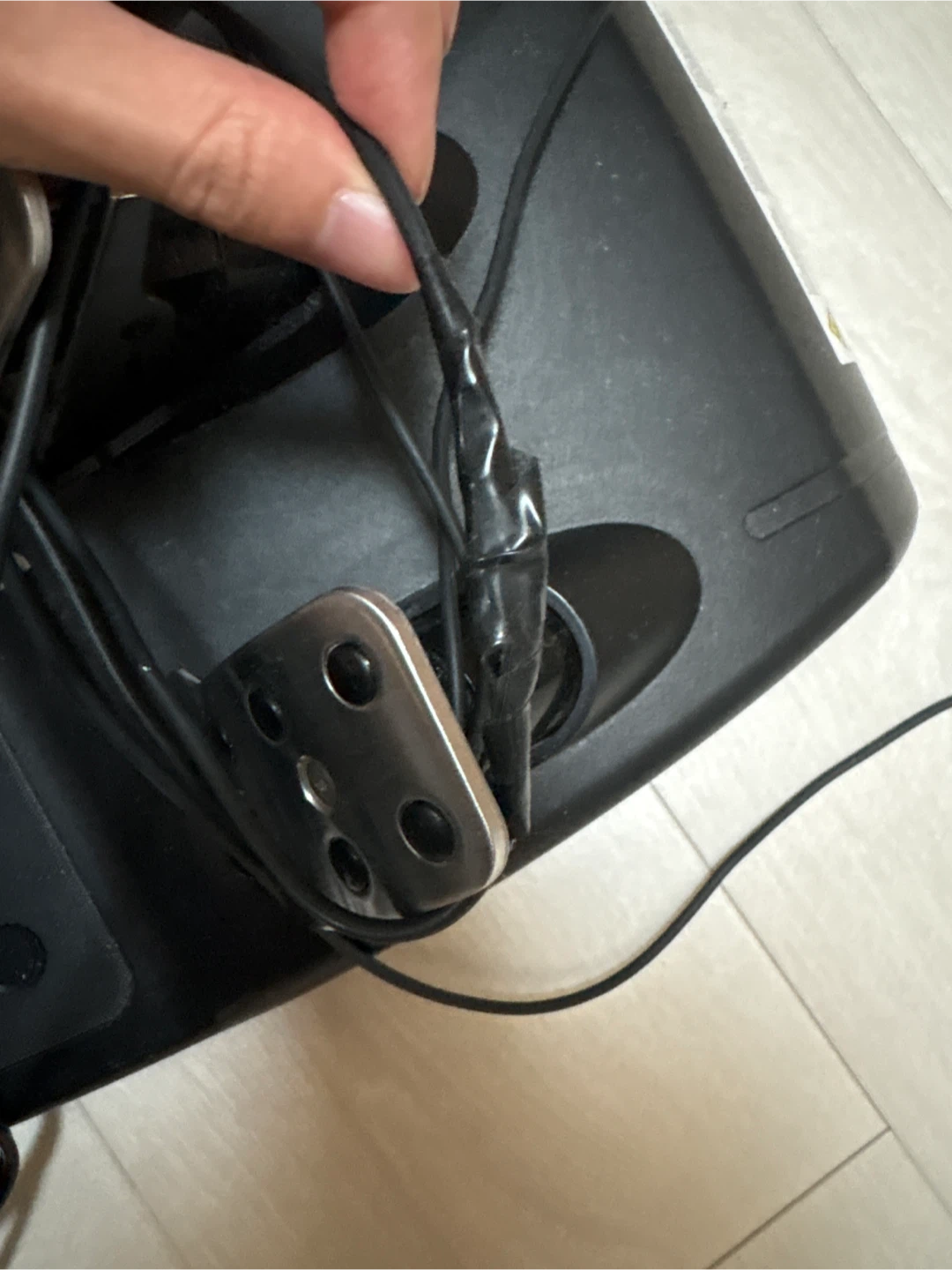 Logitech G29 Racing Wheel and Pedals with Shifter - photo 2