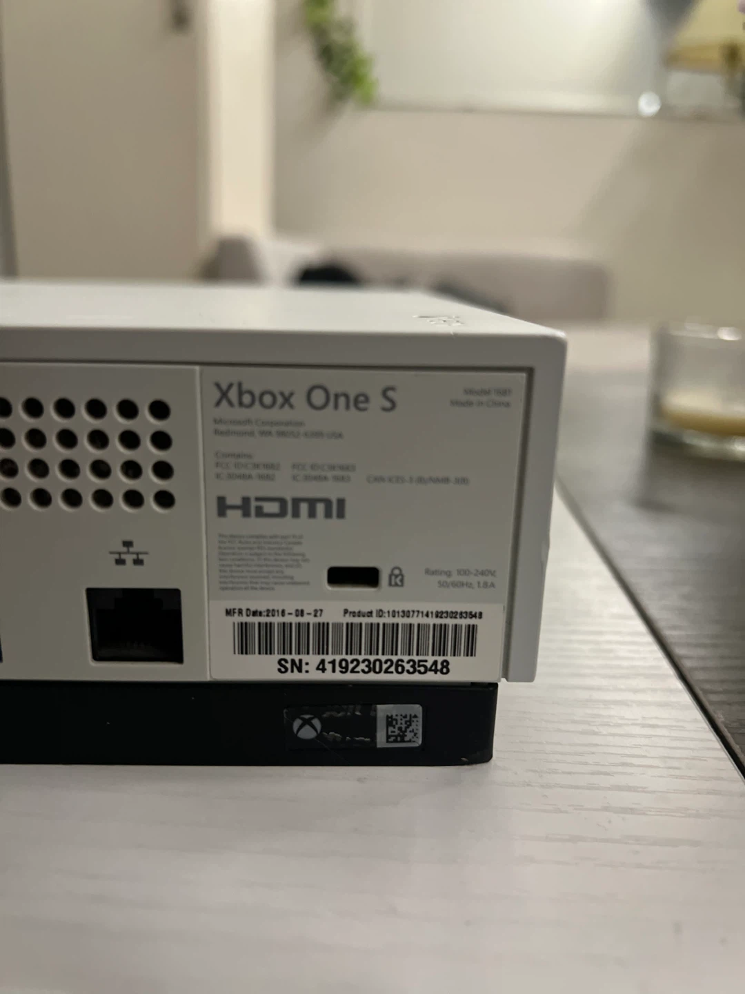 Xbox One S Console with Controller and Cables - photo 5