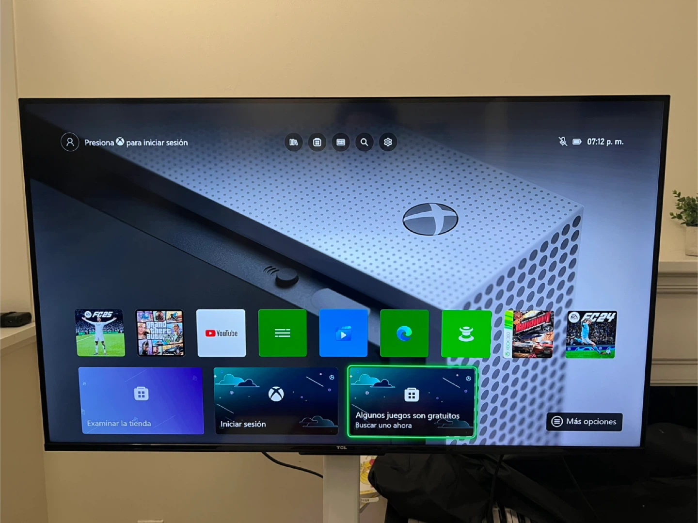 Xbox One S Console with Controller and Cables - photo 2