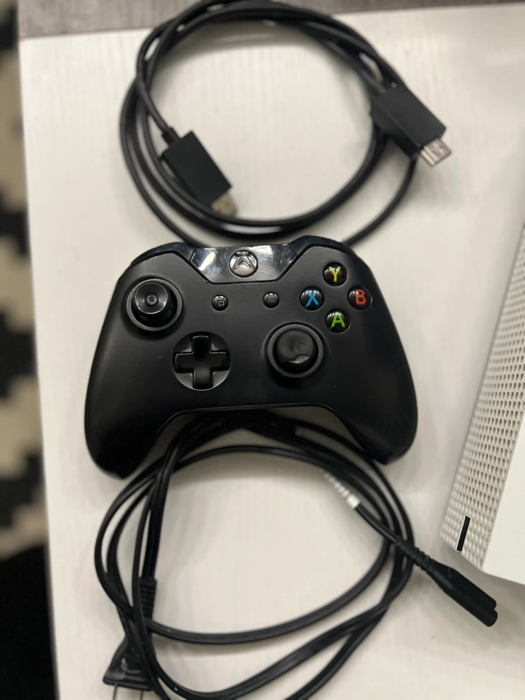 Xbox One S Console with Controller and Cables - photo 3