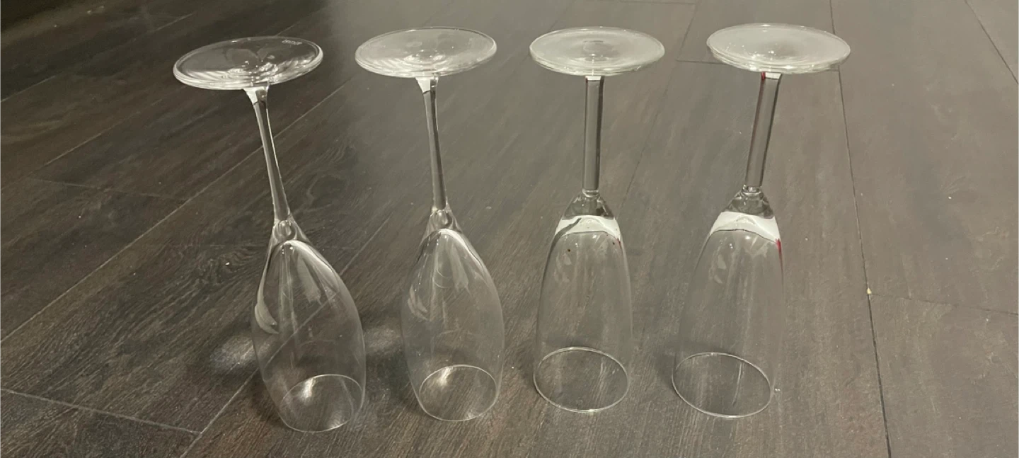 Set of 4 Clear Champagne Flutes